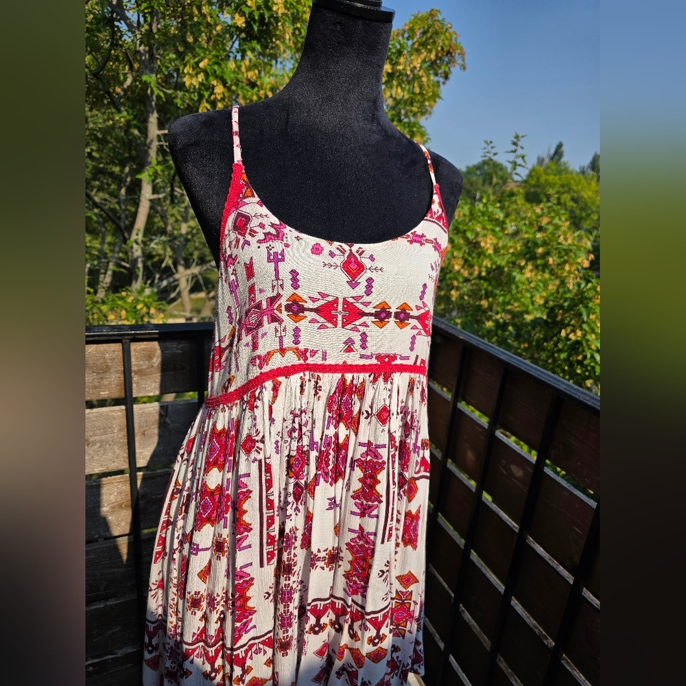 RAGA Flowy Low Back Beachy Dress - Picture 3 of 7